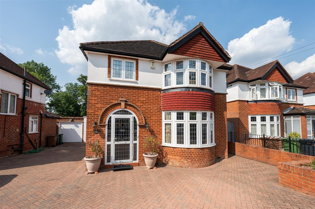 House in Nork, Reigate and Banstead, England 1 - 18514971