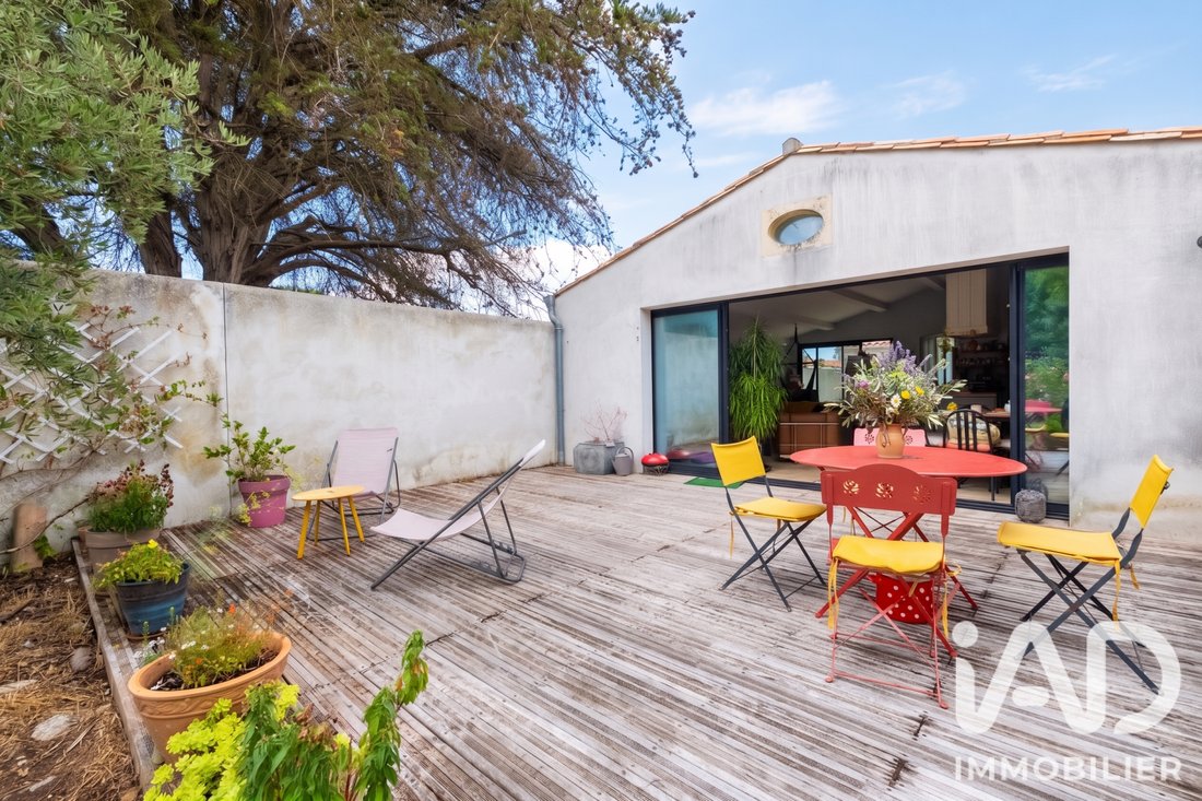 House in La Couarde-sur-Mer, Nouvelle-Aquitaine, France 1 - 18406195