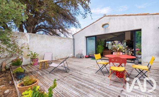 House in La Couarde-sur-Mer, Nouvelle-Aquitaine, France 1