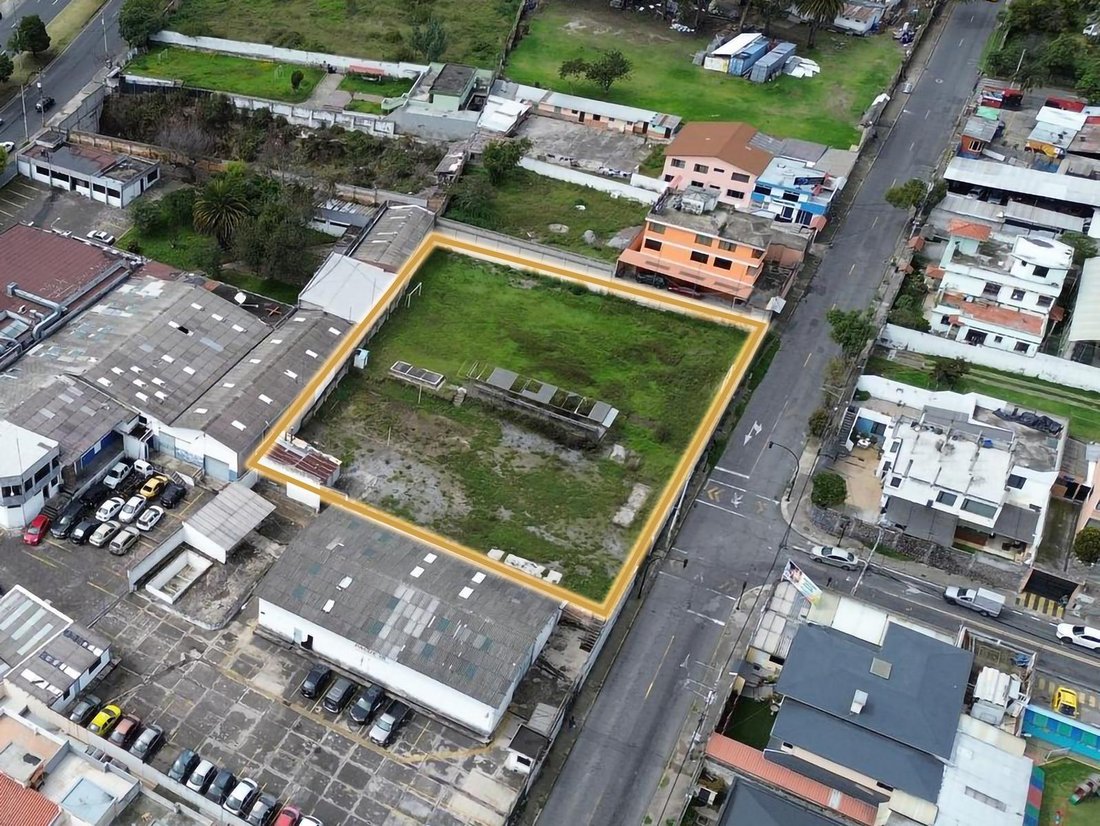 Terrain à Quito, Province de Pichincha, Équateur 1 - 18509404