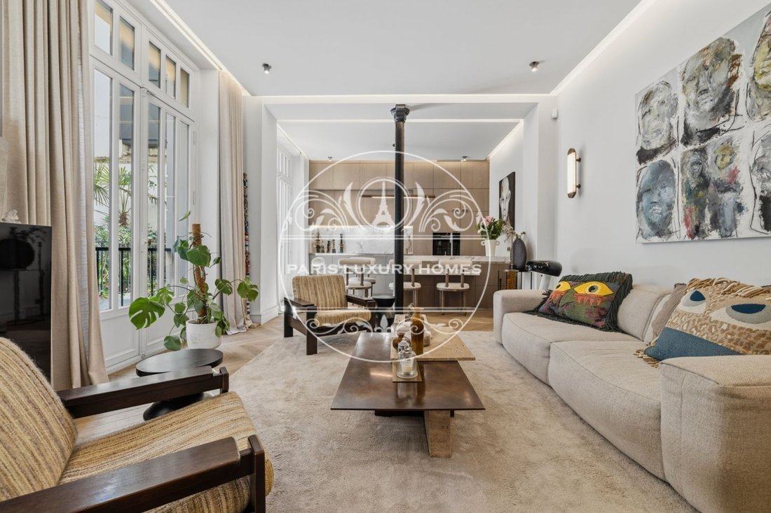Apartment in Palais Royal, Paris 1er Arrondissement, Paris 1 - 18515470