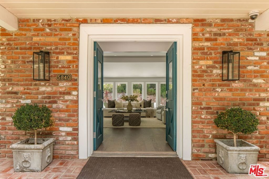 House in Hidden Hills, California, United States 3 - 18511112