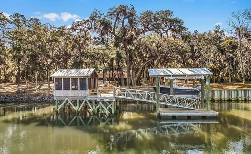 House in Barbour Island, Georgia, United States 1
