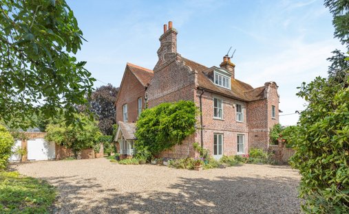 House in Littlebourne, England 1