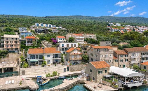 House in Krašići, Tivat Municipality, Montenegro 1