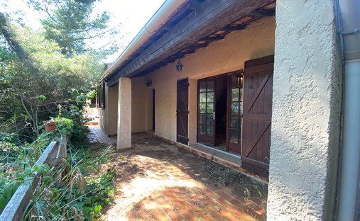 Villa in Centre Ville - Peyron, La Seyne-sur-Mer, France 1