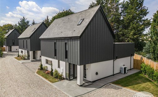 Casa a Kingfield, Woking, Inghilterra 1