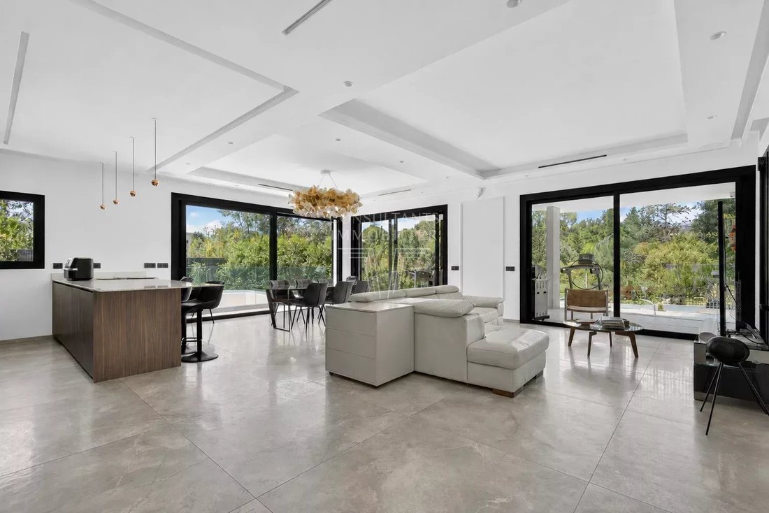 Villa in Valbonne, Provence-Alpes-Côte d'Azur, France 2 - 18508280