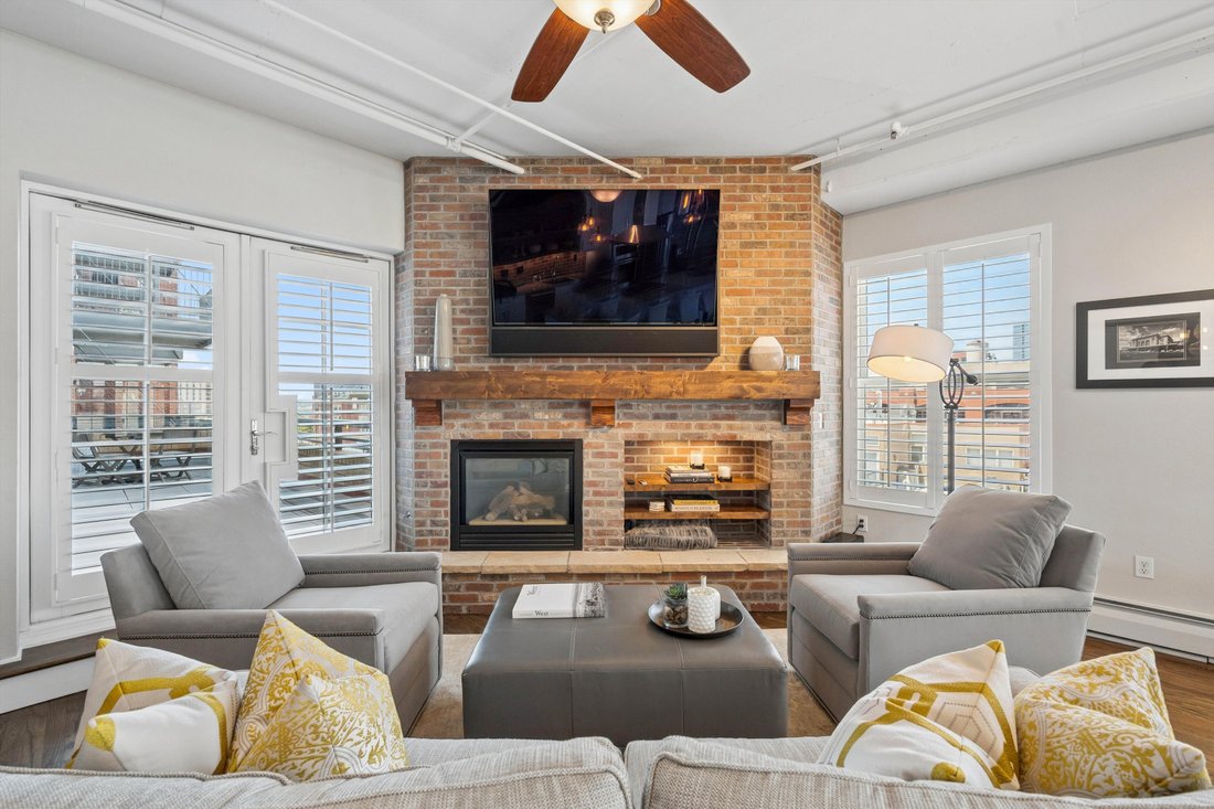 Condo in Denver, Colorado, United States 2 - 18516659