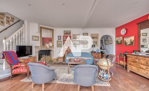 House in Centre Ville, Rueil-Malmaison, France 1