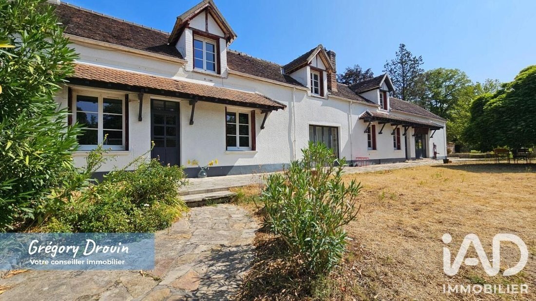 House in Le Vaudoué, Ile-de-France, France 2 - 18518265