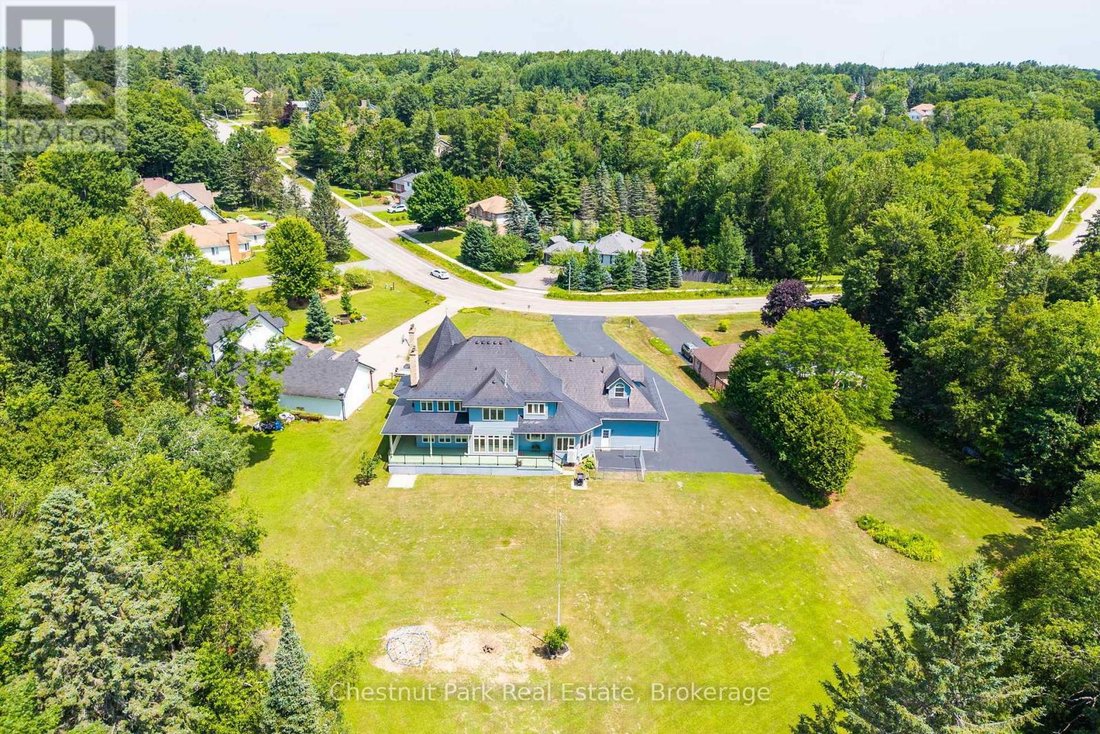 House in Bracebridge, Ontario, Canada 3 - 18515990