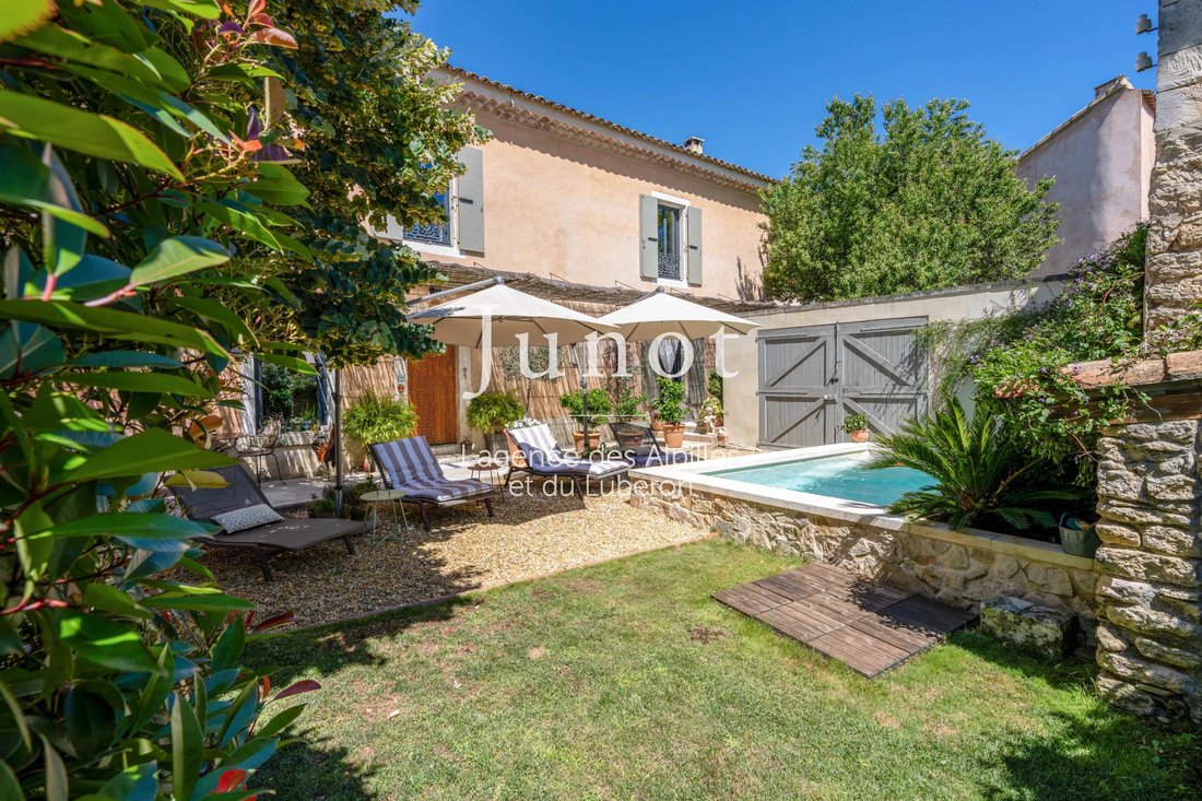 House in Oppède, Provence-Alpes-Côte d'Azur, France 2 - 18509699