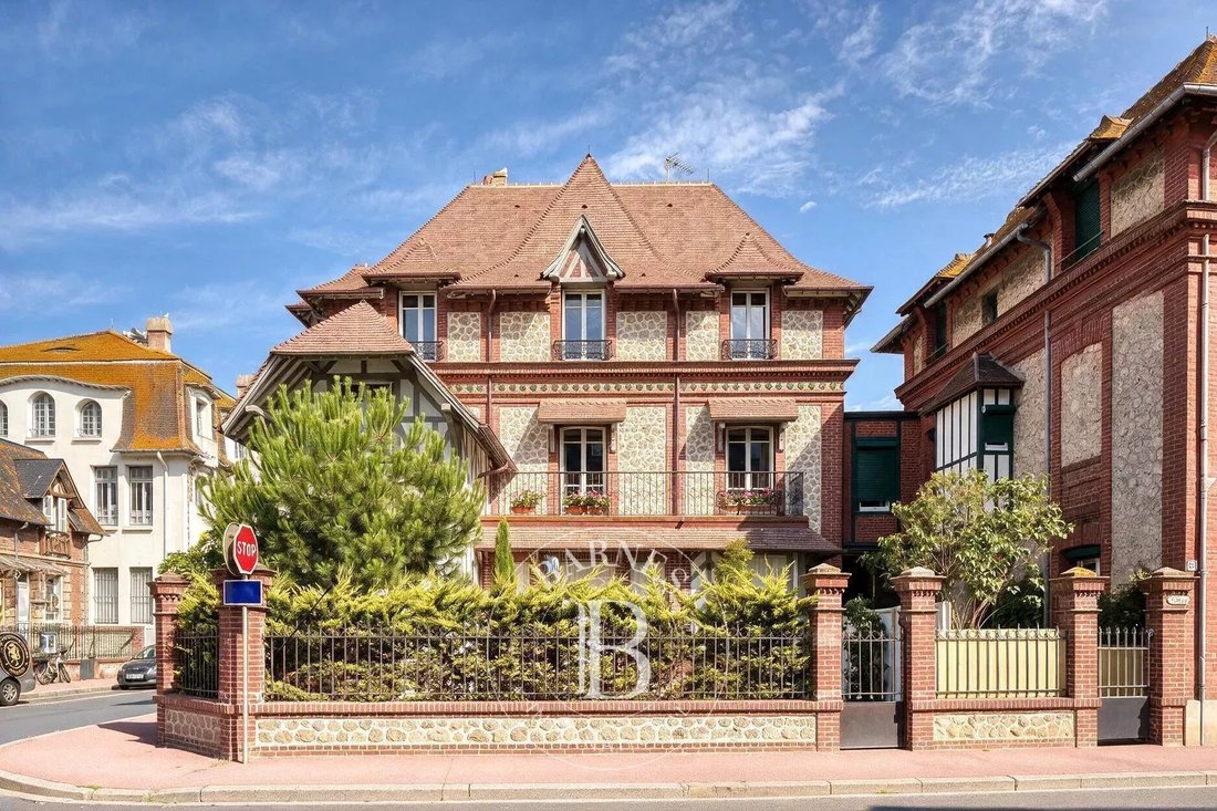 House in Deauville, Normandy, France 1 - 18510034