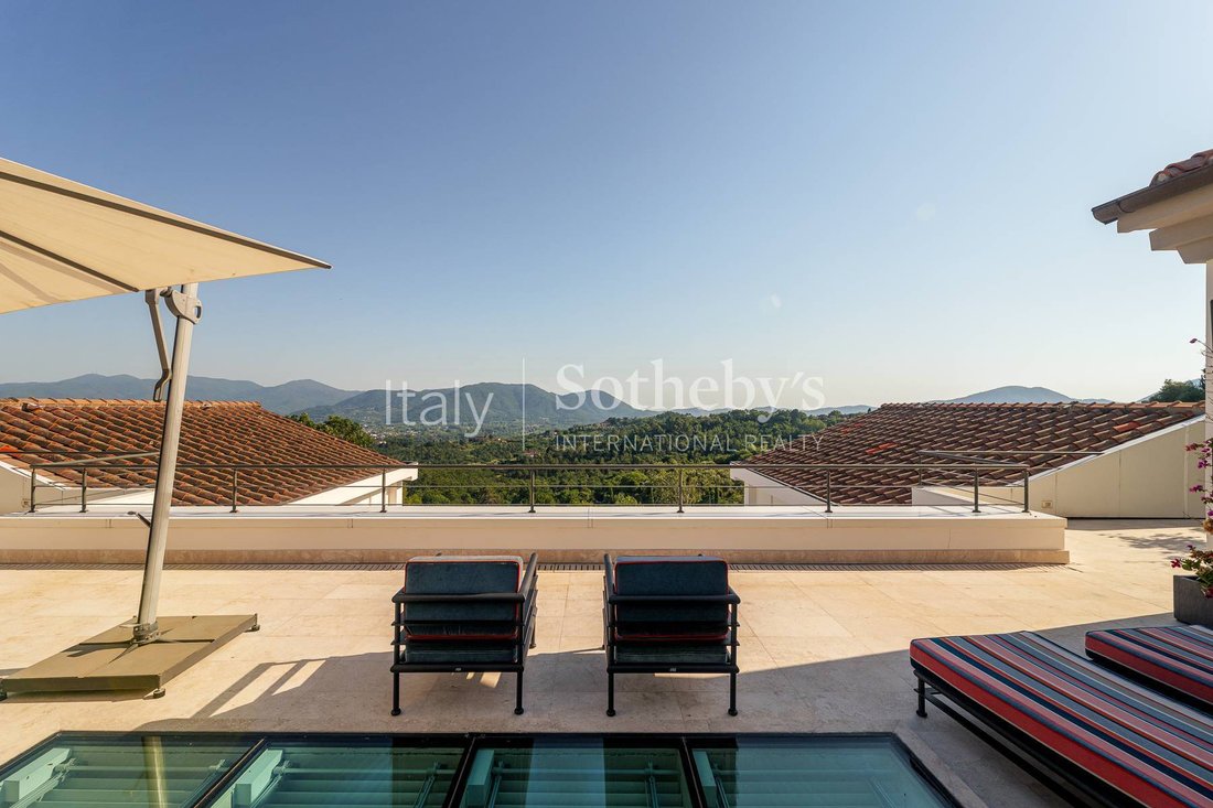 House in Area Monte San Quirico - Sant'Alessio, Lucca, Tuscany 5 - 18516584