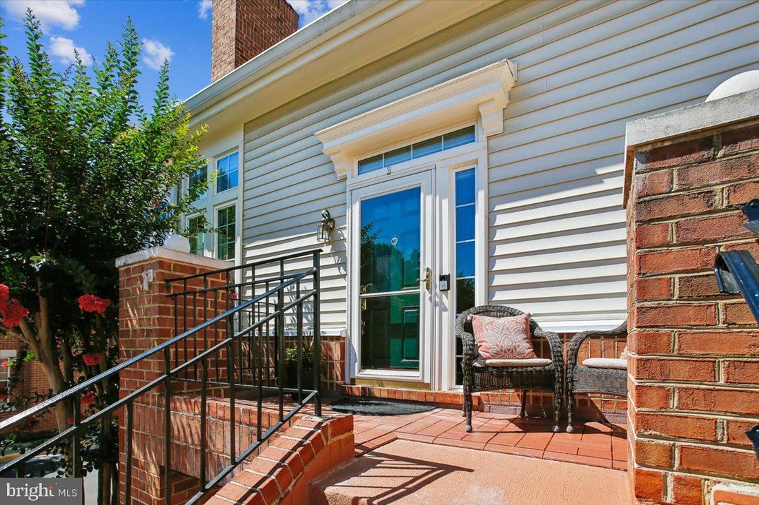 House in Pimmit Hills, Virginia, United States 2 - 18486569