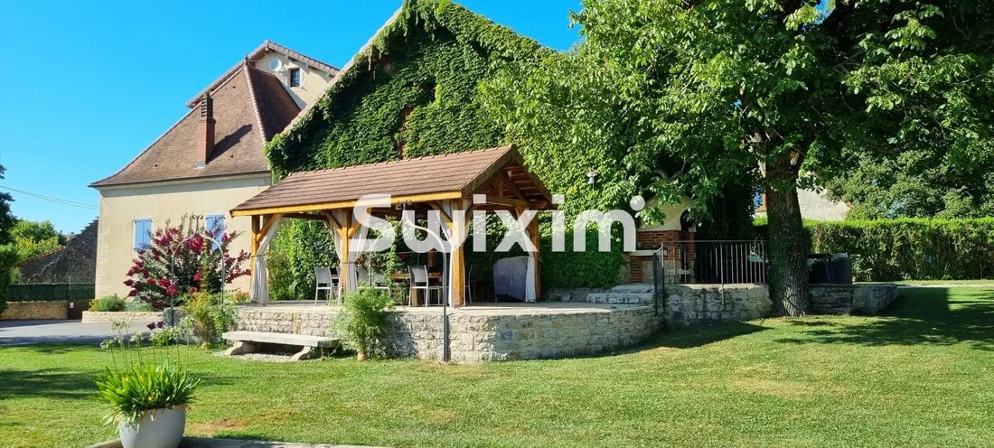 House in Lons-le-Saunier, Bourgogne – Franche-Comté, France 1 - 18515656