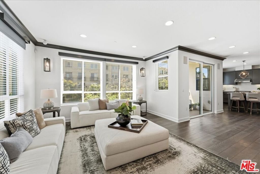 Condo in Los Angeles, California, United States 4 - 18511086