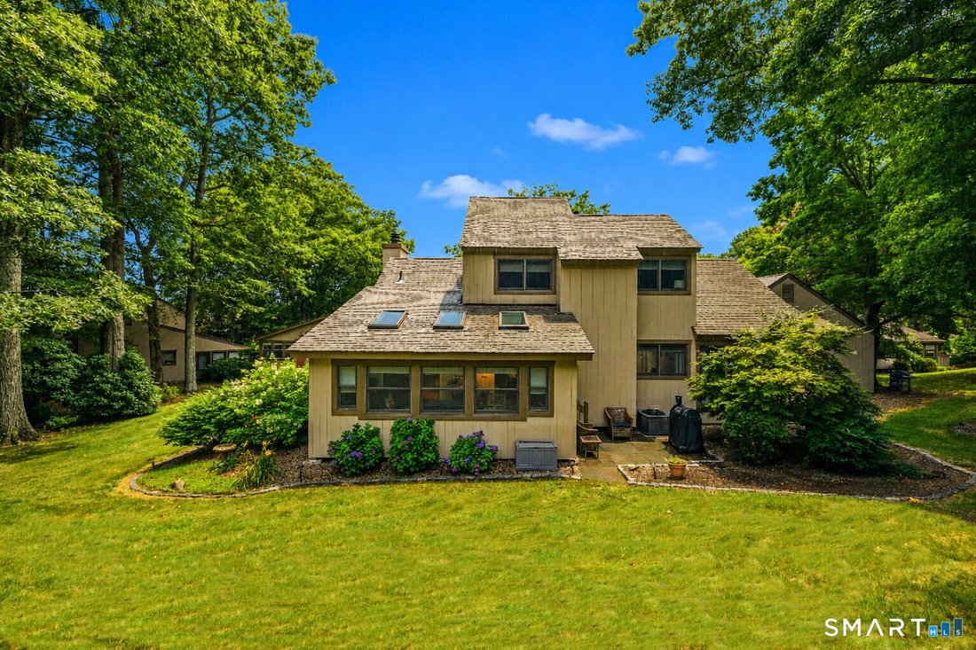 Condo in Avon, Connecticut, United States 3 - 18512494