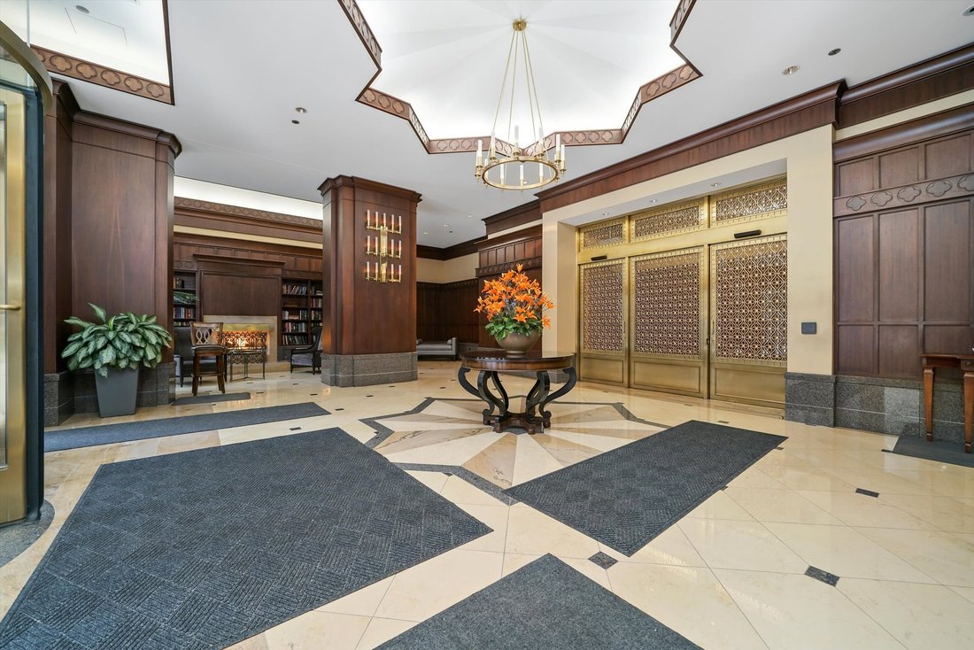 Condo in Chicago, Illinois, United States 2 - 18508523