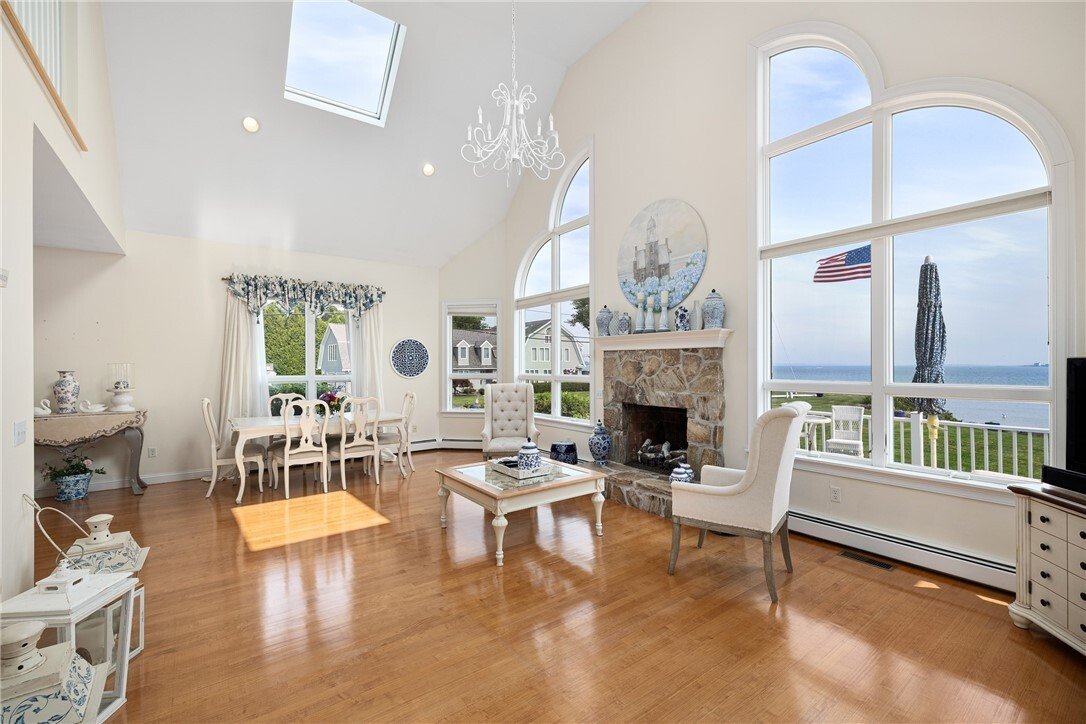 House in Warwick, Rhode Island, United States 5 - 18510940