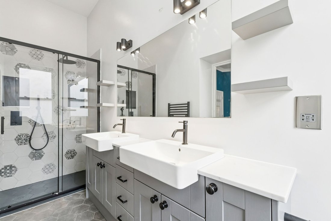 Apartment in Shepherds Bush, Hammersmith and Fulham, England 4 - 18508292