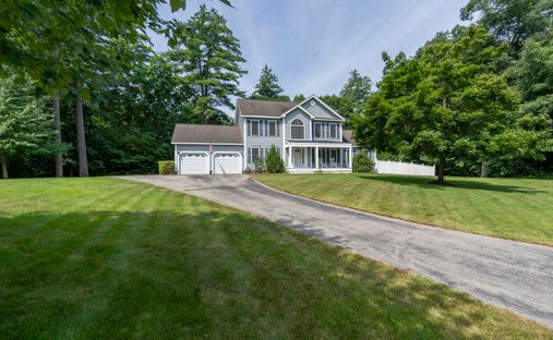 House in Litchfield, New Hampshire, United States 1