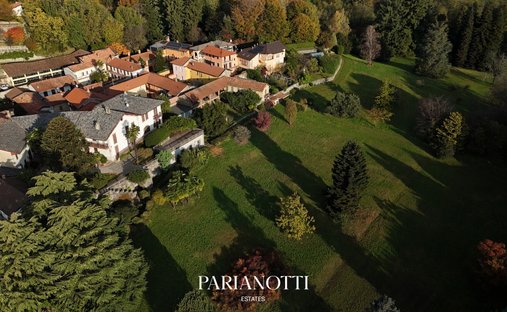 Casa en Invorio, Piamonte, Italia 1