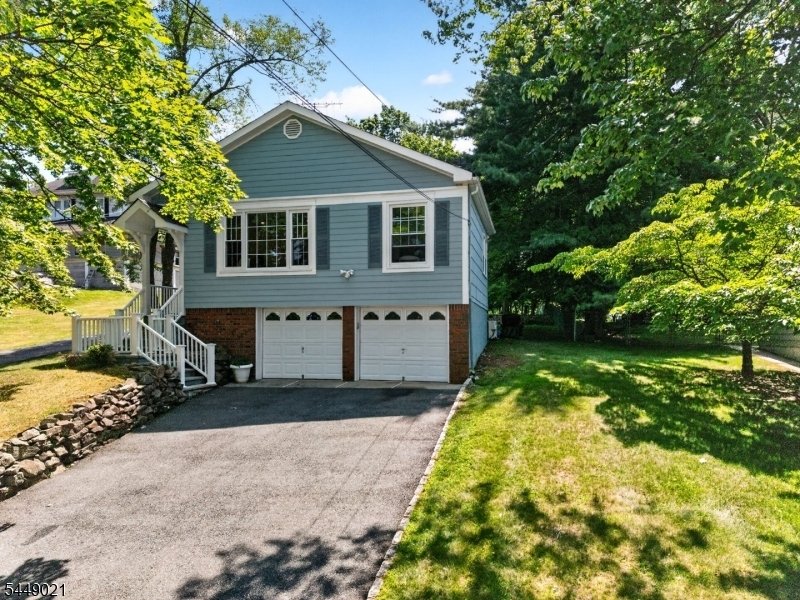 House in Caldwell, New Jersey, United States 4 - 18510062