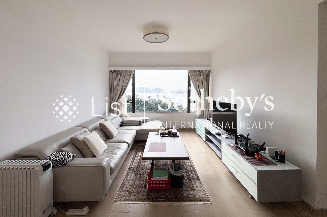 Apartment in Repulse Bay, Hong Kong 3 - 18515854