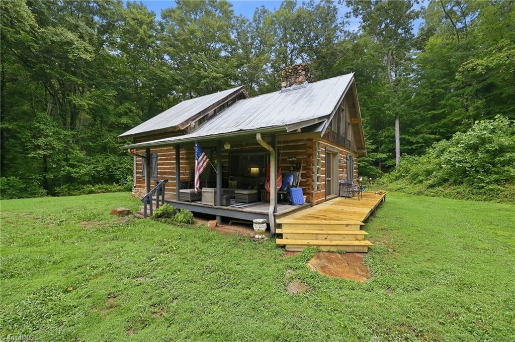 House in Walnut Cove, North Carolina, United States 3 - 18518450
