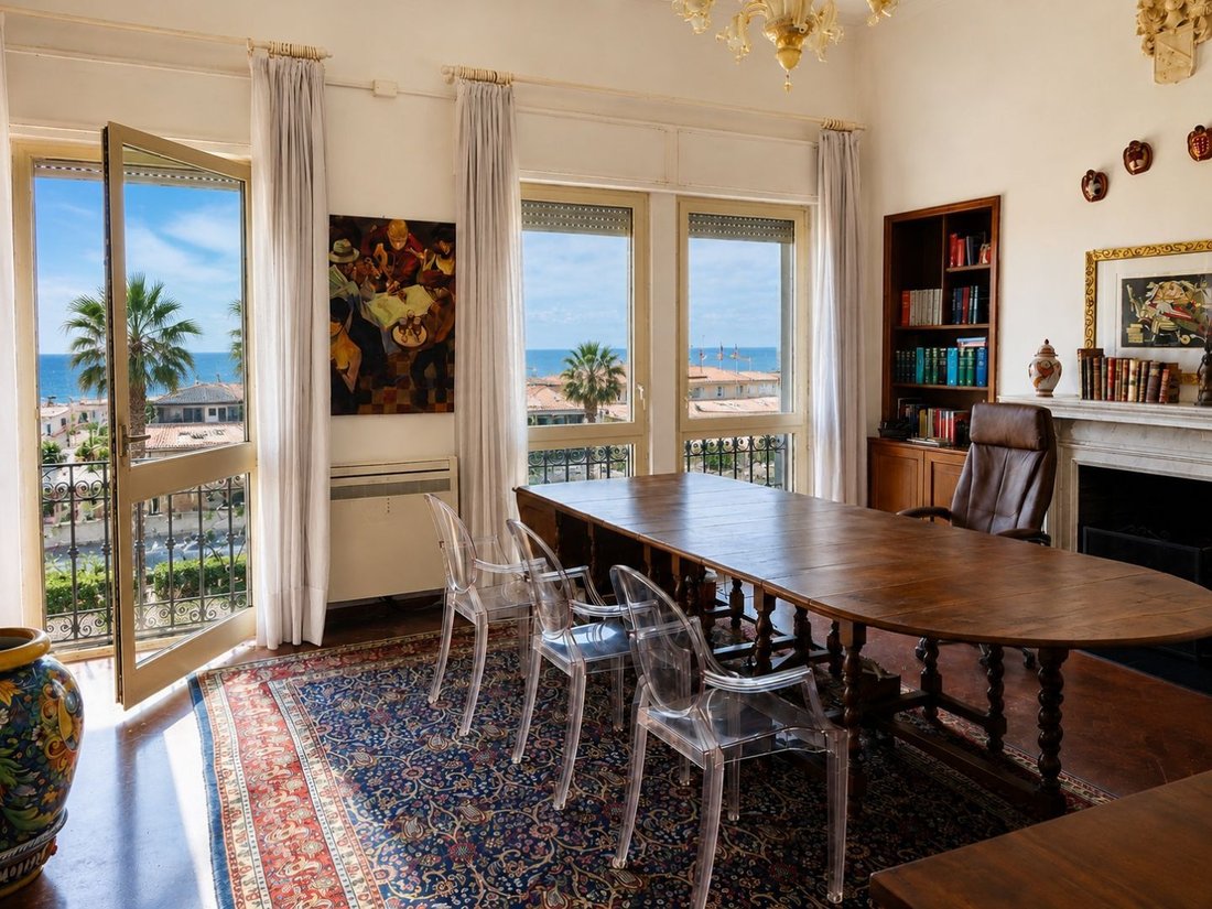 Apartment in Lungomare, Viareggio, Tuscany 2 - 18510747