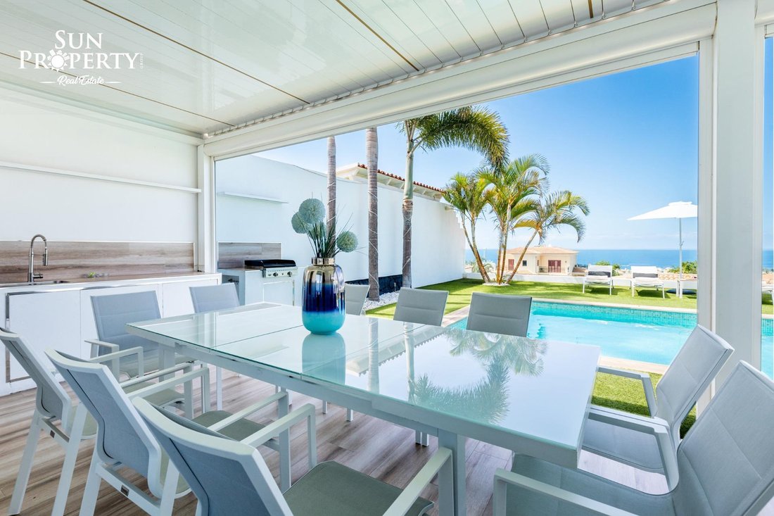 Villa in Costa Adeje, Adeje, Canary Islands 4 - 18514935