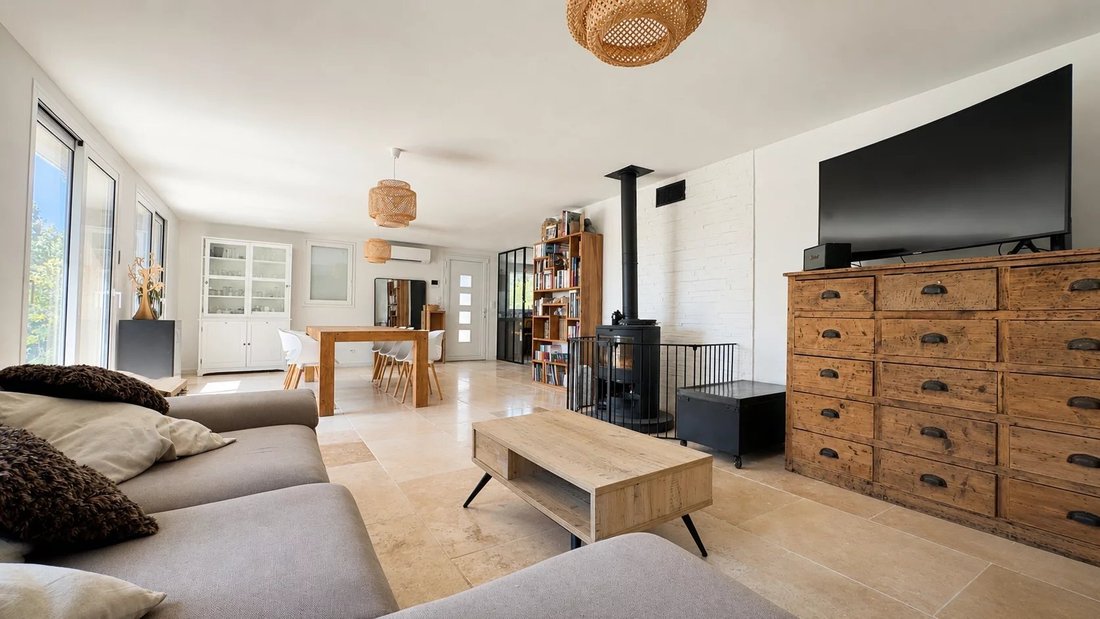 Villa in Saint-Cannat, Provence-Alpes-Côte d'Azur, France 5 - 18509979