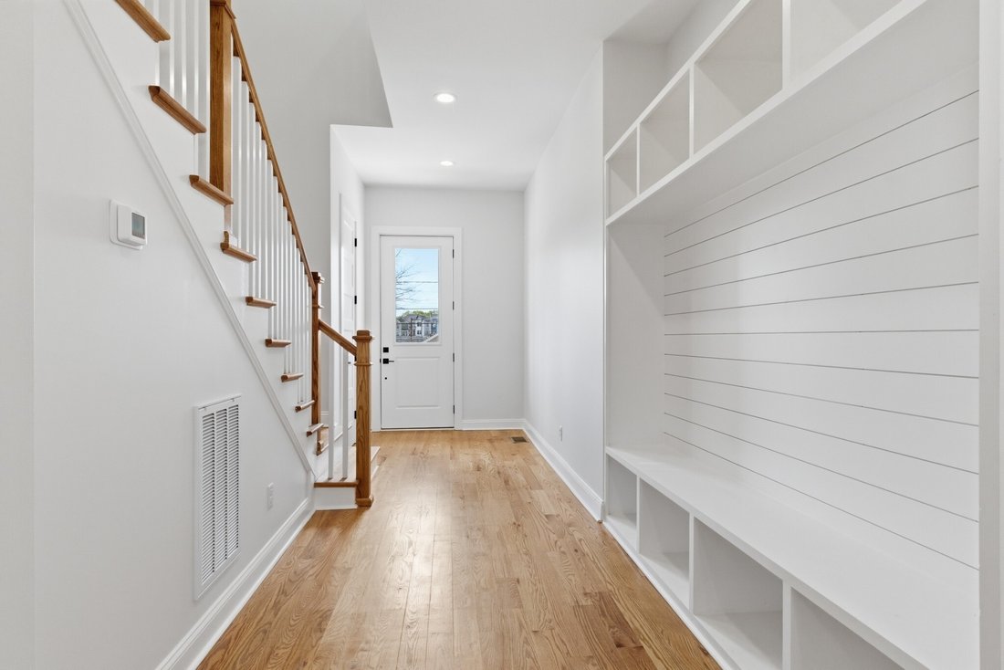 Co Op in Nashville, Tennessee, United States 3 - 18517321