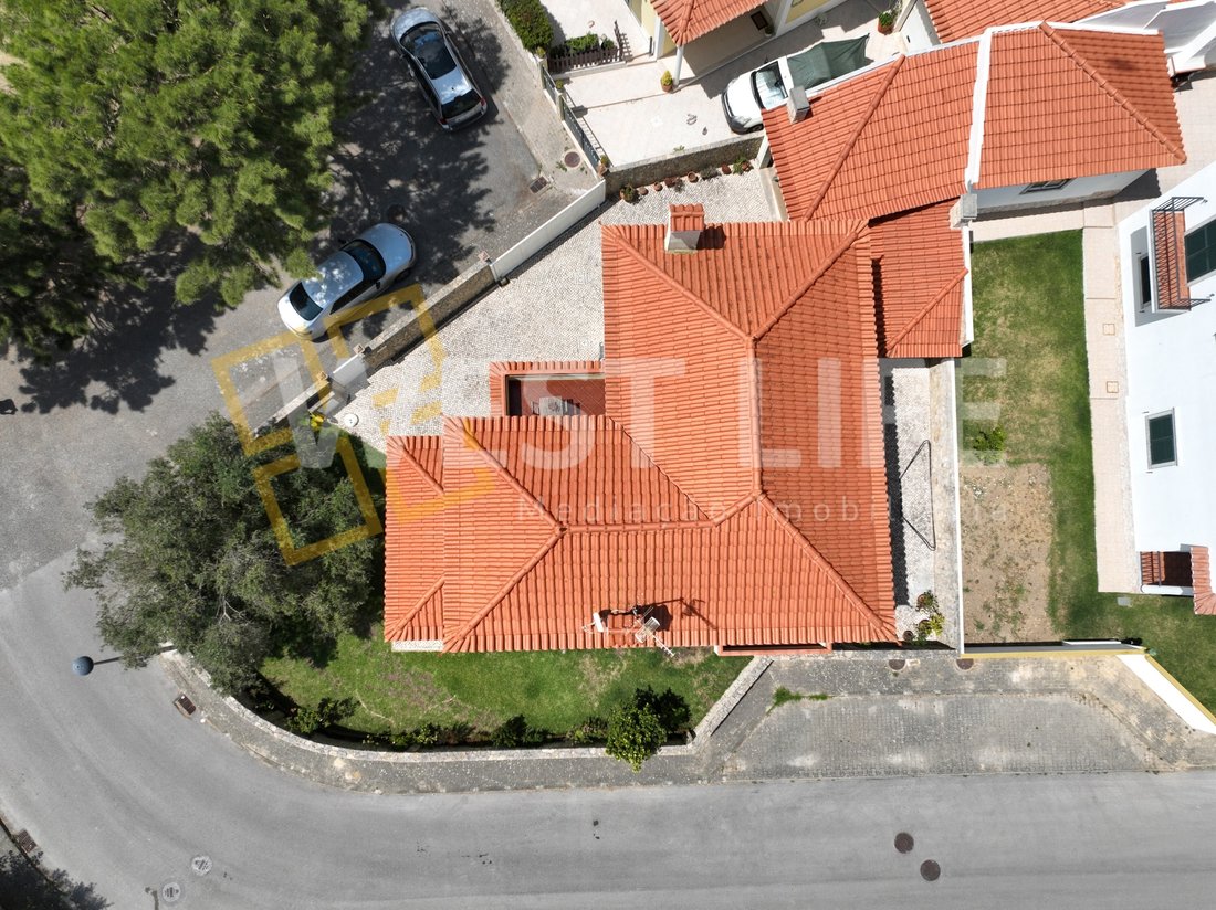 House in Carvoeira, Lisbon, Portugal 2 - 18516139