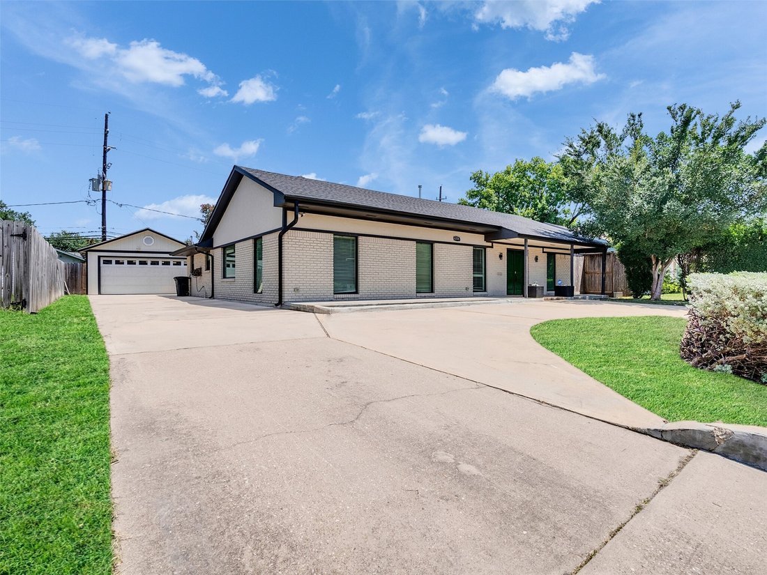 House in Houston, Texas, United States 2 - 18512818