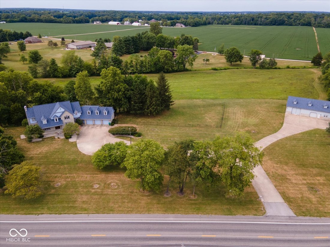 House in Shelbyville, Indiana, United States 2 - 18511560