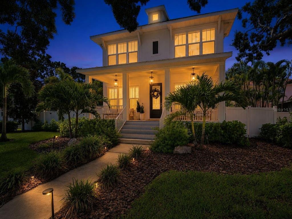 House in St. Petersburg, Florida, United States 1 - 18519248