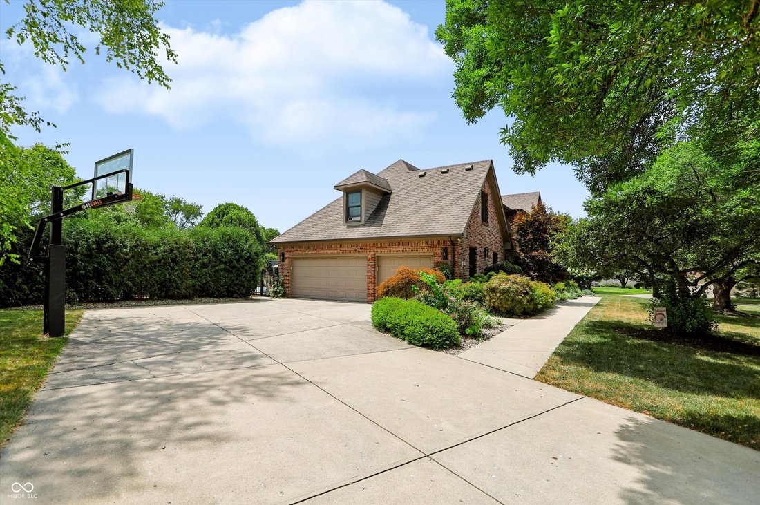 House in Greenwood, Indiana, United States 5 - 18517766