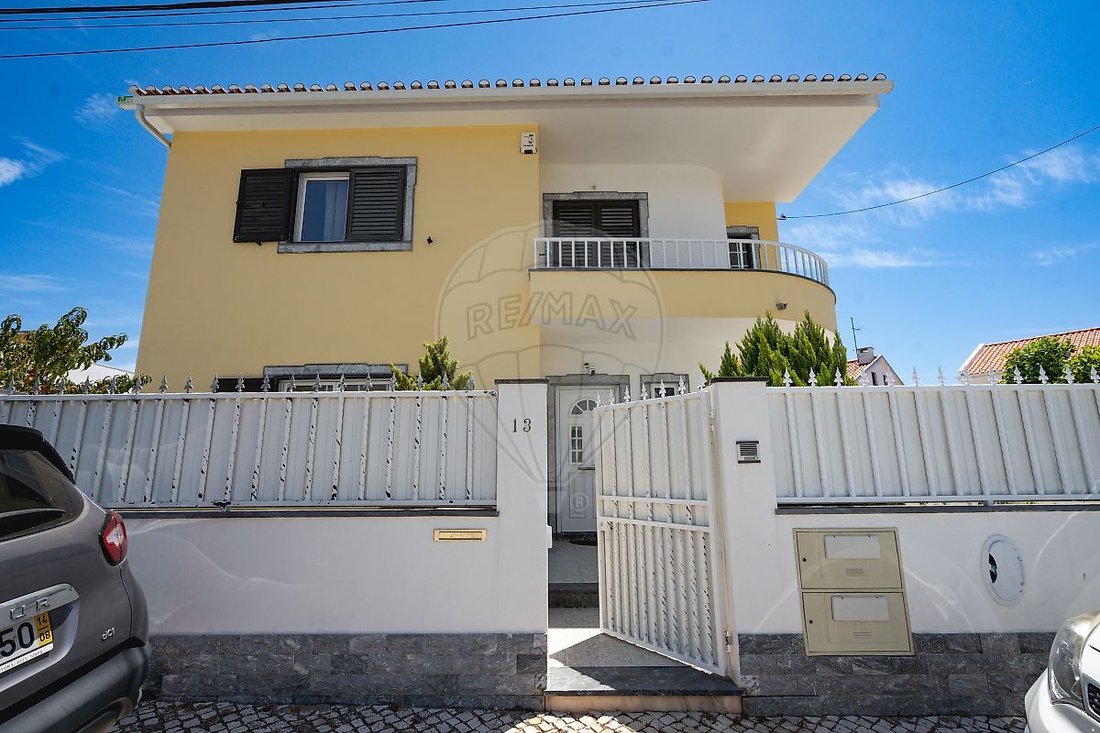 Villa in Charneca de Caparica e Sobreda, Setubal, Portugal 2 - 18516628