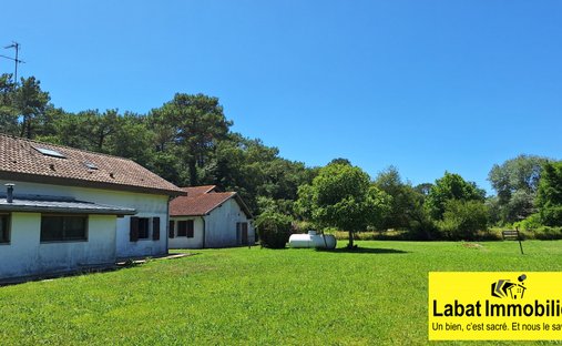 House in Centre, Tarnos, France 1