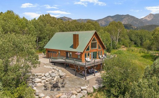 House in Alpine, Wyoming, United States 1