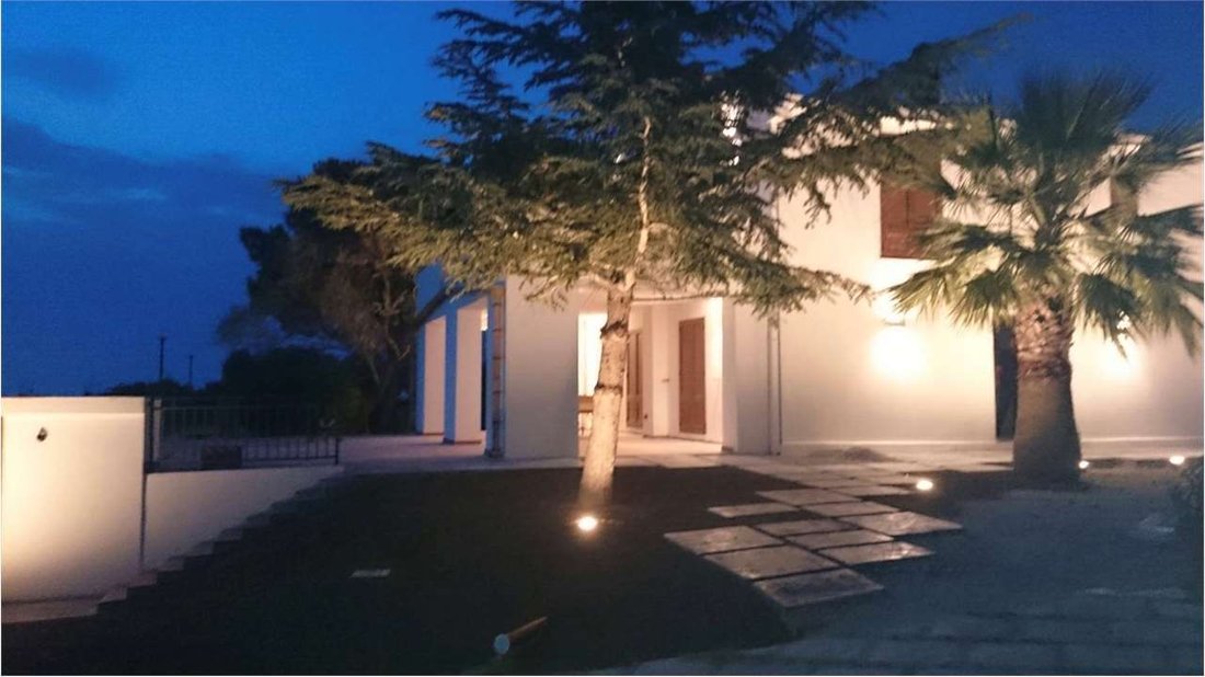 Villa in Cefalu, Sicily, Italy 3 - 18511614