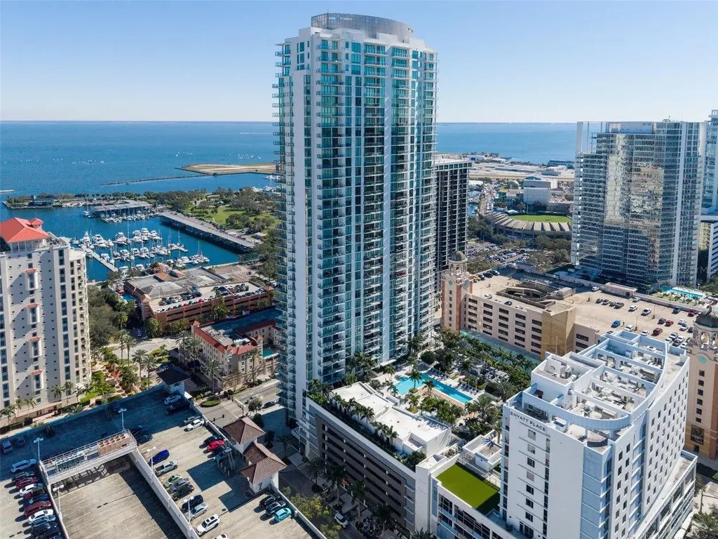 House in St. Petersburg, Florida, United States 1 - 18522598