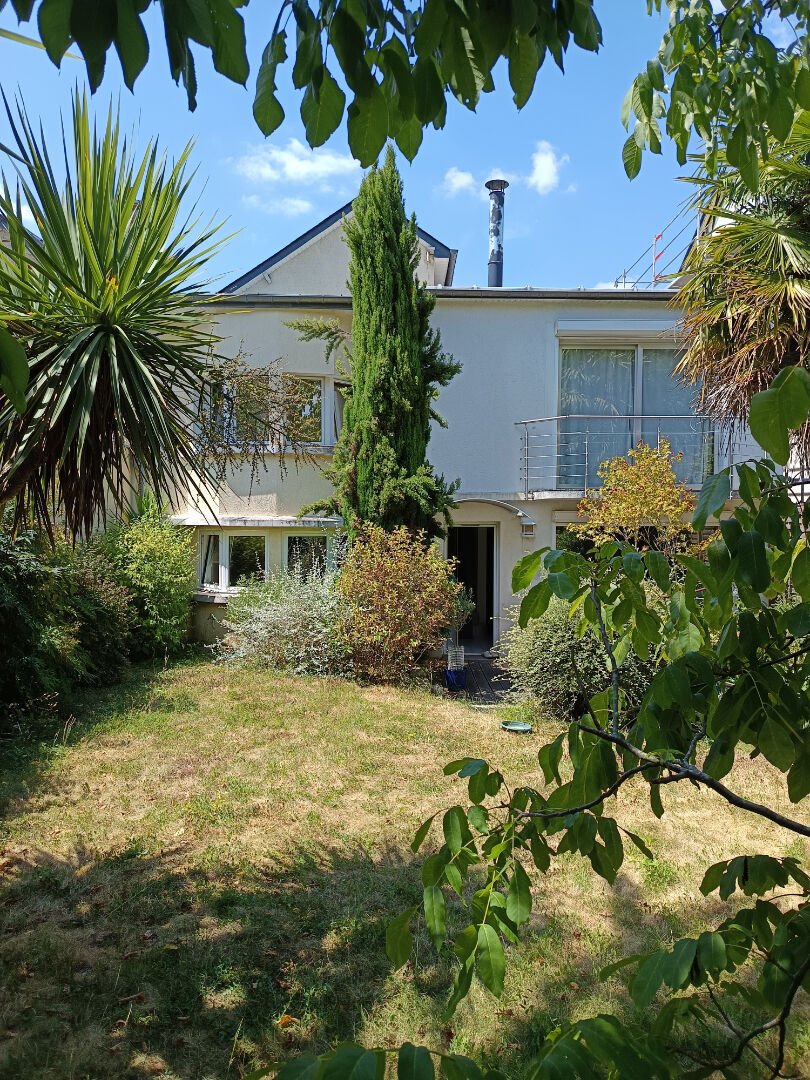 Villa in Sud Gare, Rennes, France 1 - 18513914