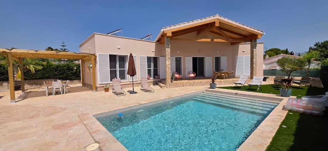 House in les Tres Cales, l'Ametlla de Mar, Spain 2 - 17799470