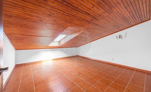 House in A dos Cunhados e Maceira, Lisbon, Portugal 1
