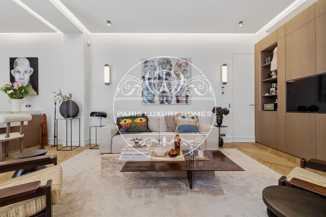 Apartment in Palais Royal, Paris 1er Arrondissement, Paris 3 - 18515470