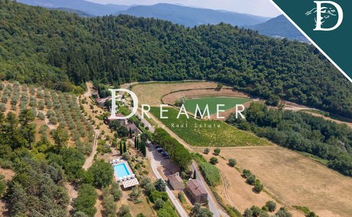 Corps de ferme à Pontassieve, Toscane, Italie 1